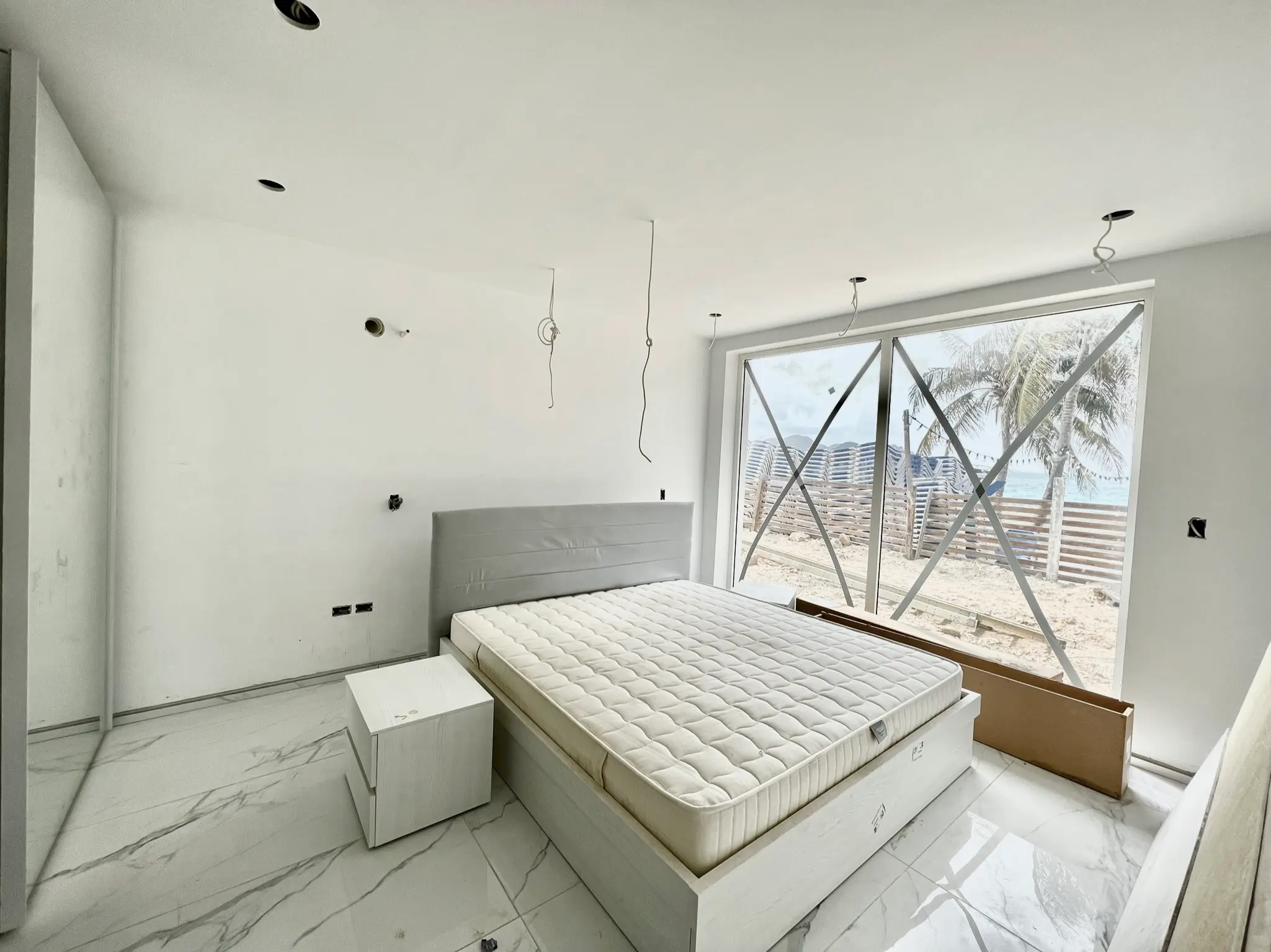 img-location