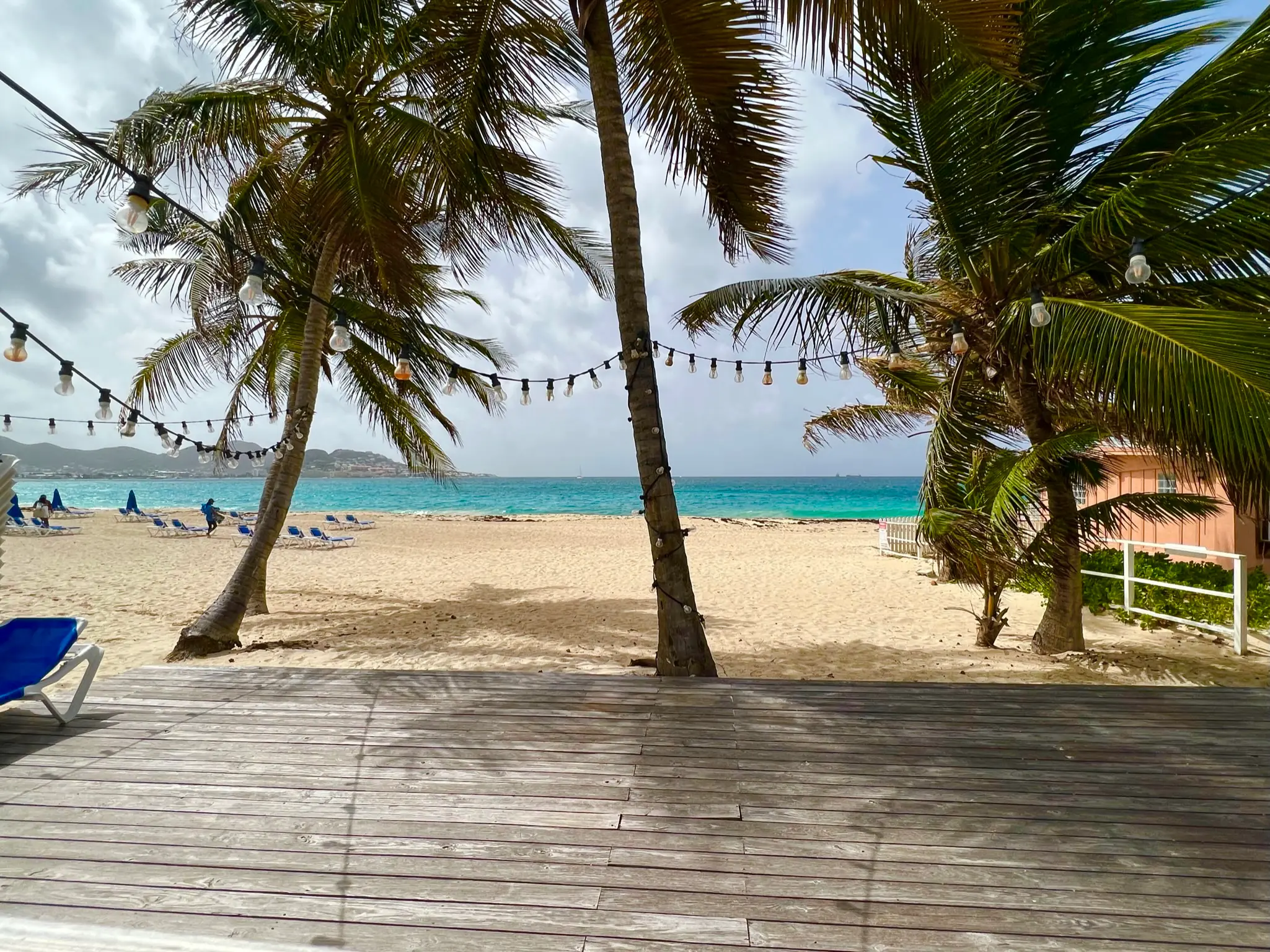 img-location